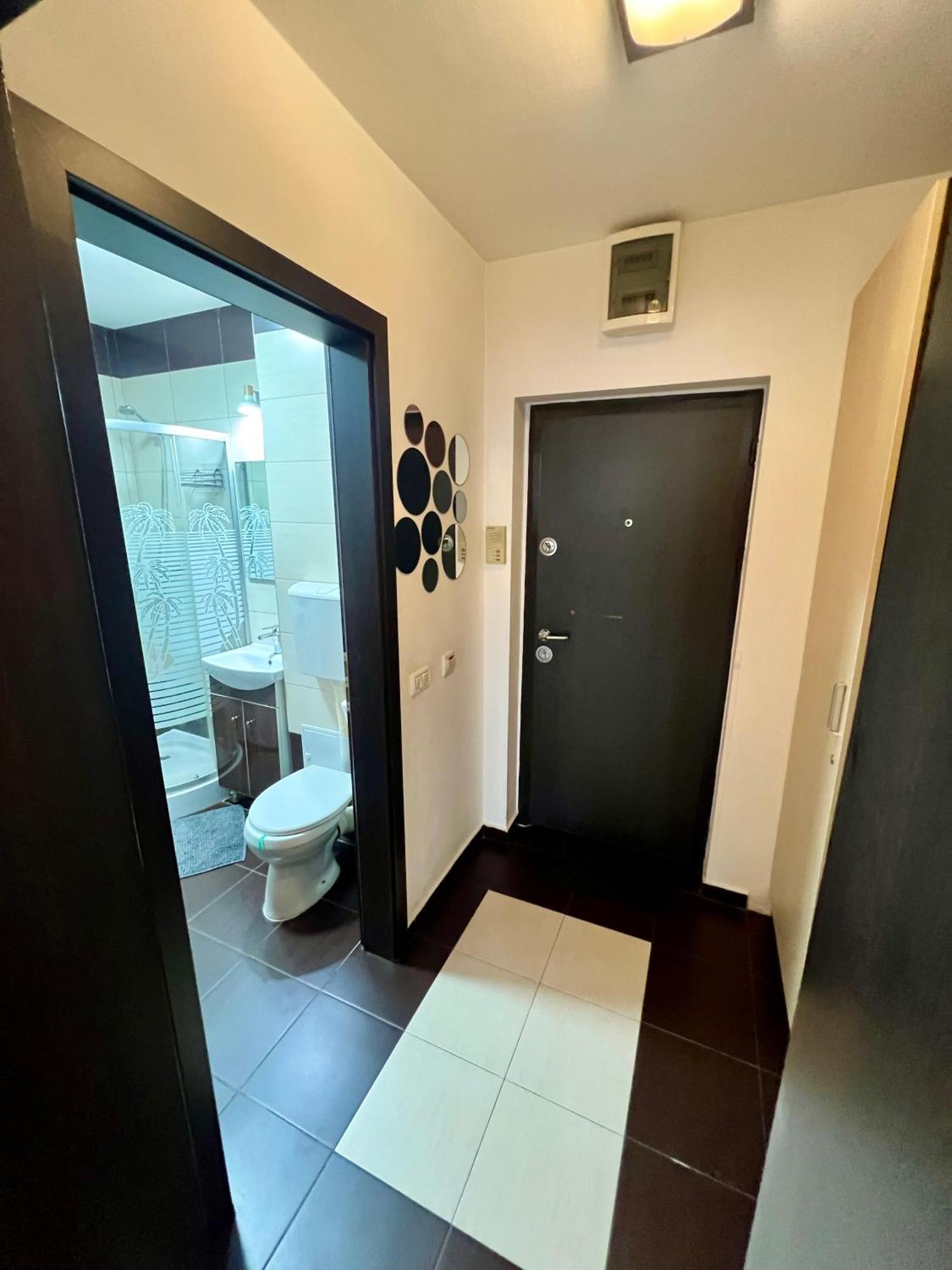 2 Venturo Victoriei Wi-Fi Self Check-In Apartment Брашов Екстериор снимка