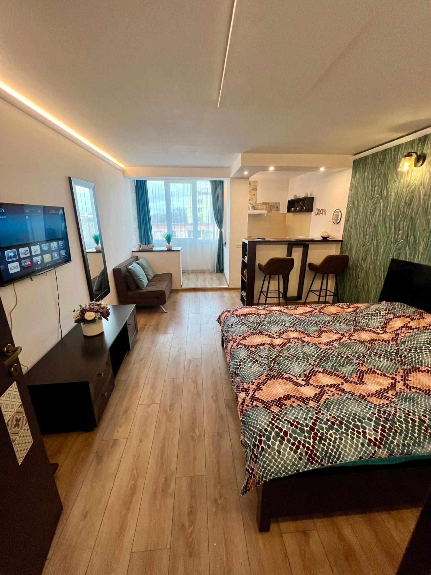 2 Venturo Victoriei Wi-Fi Self Check-In Apartment Брашов Екстериор снимка